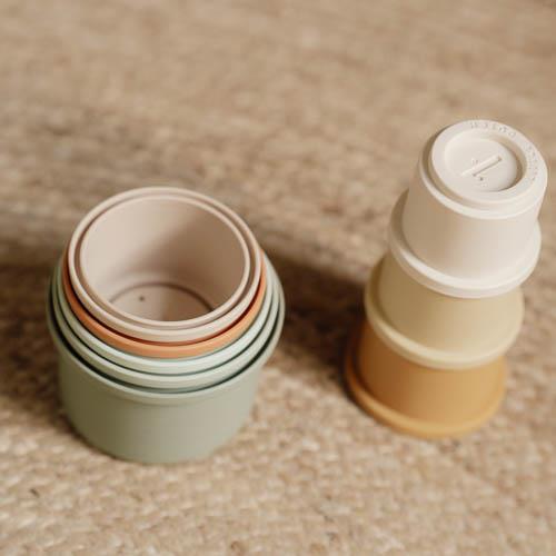 Stapelturm – Mehrfarbig