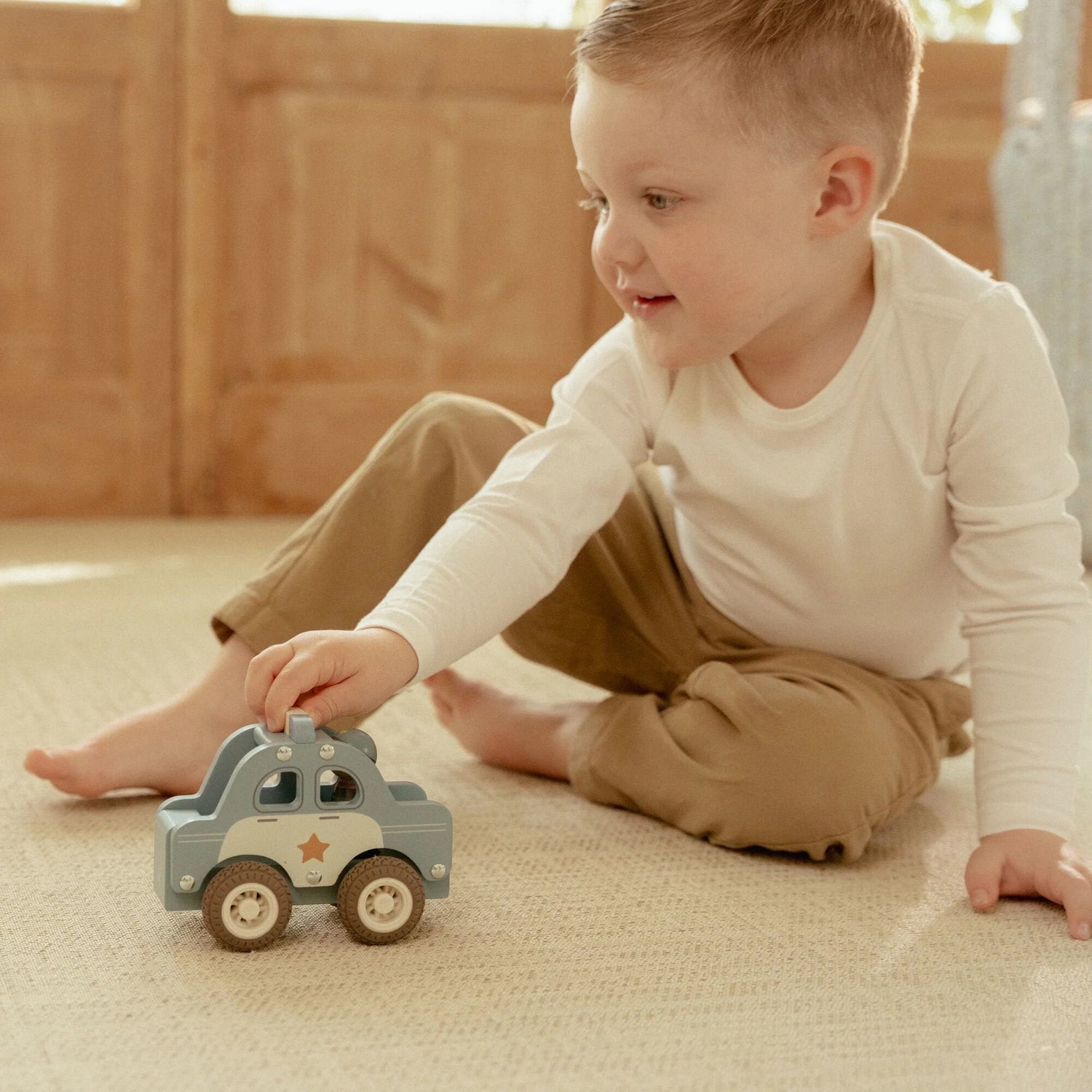 Voiture de police en bois – Bleu