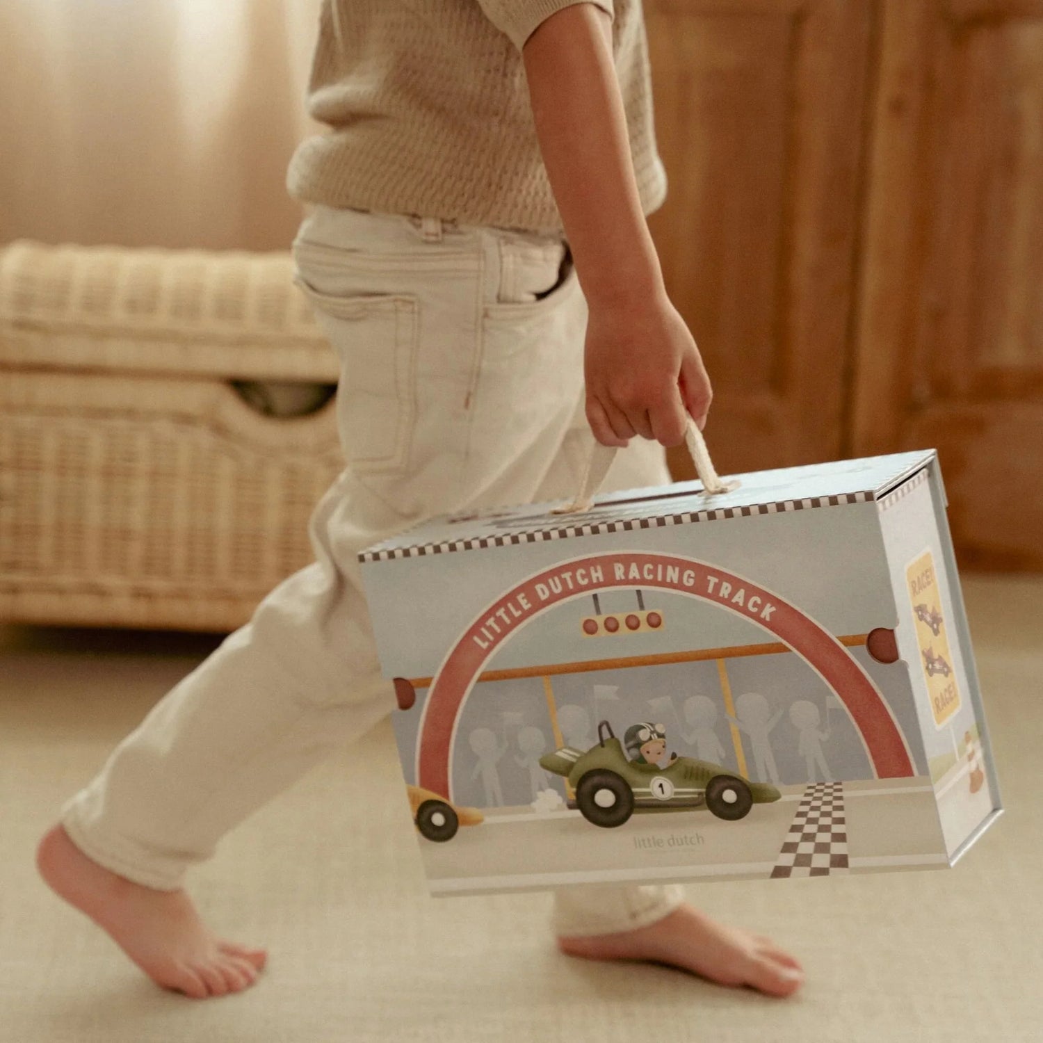 Circuit de course en bois dans une mallette de jeu – Multicolore