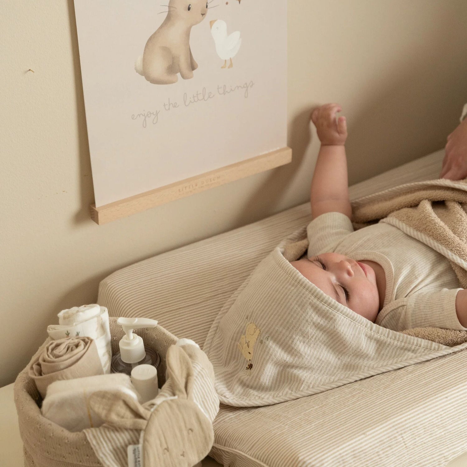 Cape  Baden  Beige – 75 x 75 – Newborn Naturals – Baby Bunny