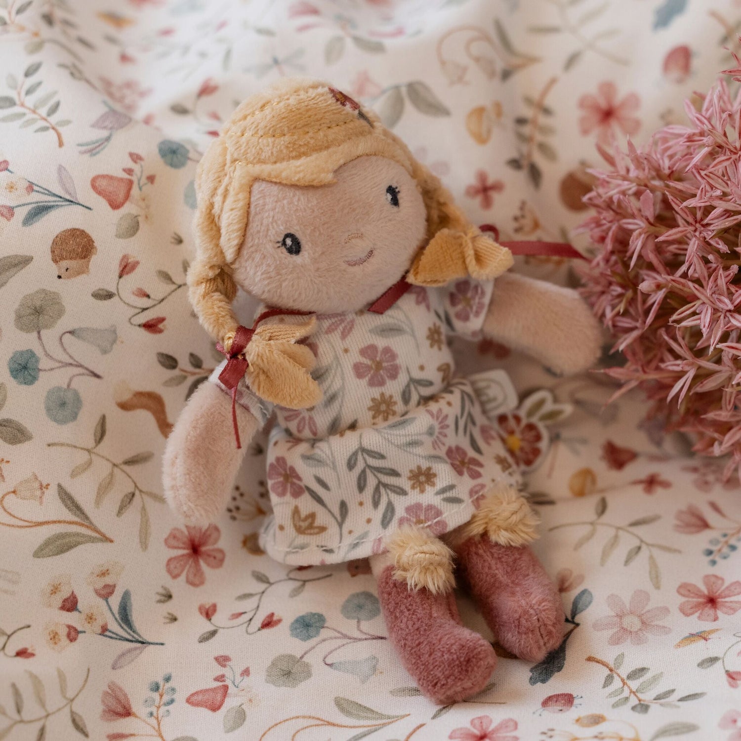 Poupée câline Julia - 10 cm