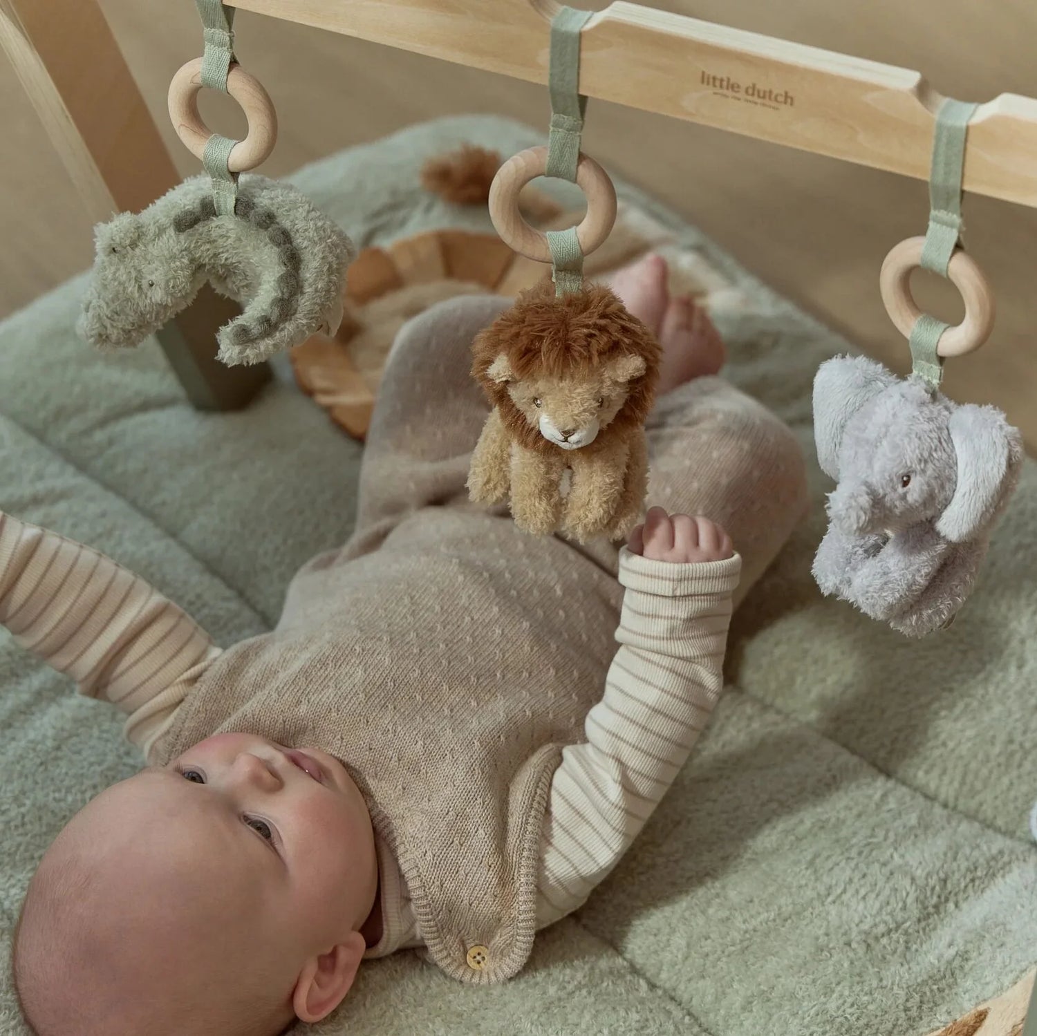 Spielbogen aus Holz – Safari Friends