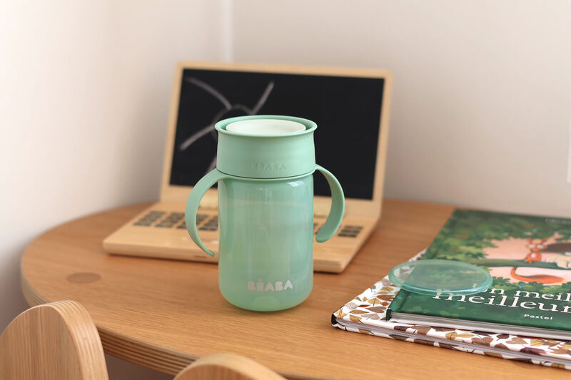 Tasse d’apprentissage 360° (divers coloris)