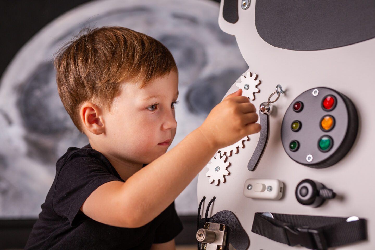 Busy Board - Astronaute