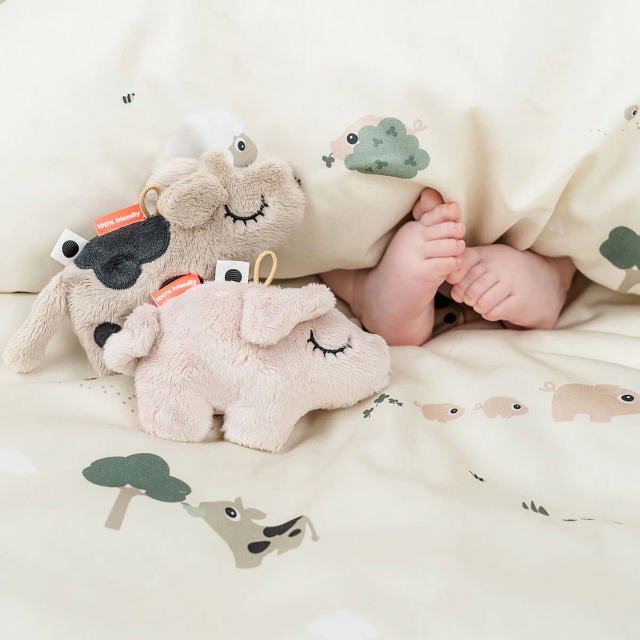 Mini hochet sensoriel - dotti - sable