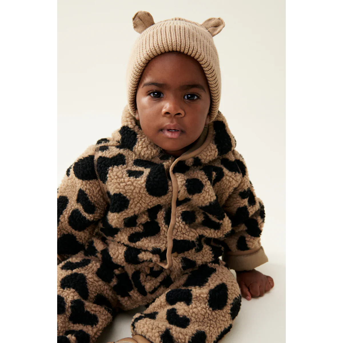 Bonnet en tricot côtelé avec oreilles d’ours Gina