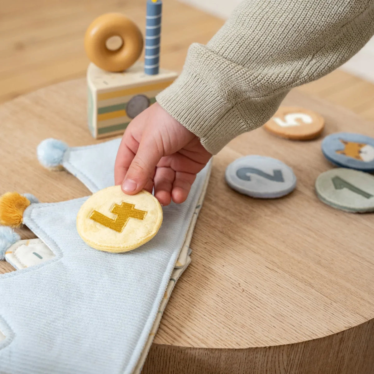 Couronne d’anniversaire avec chiffres - bleu - Accessoires