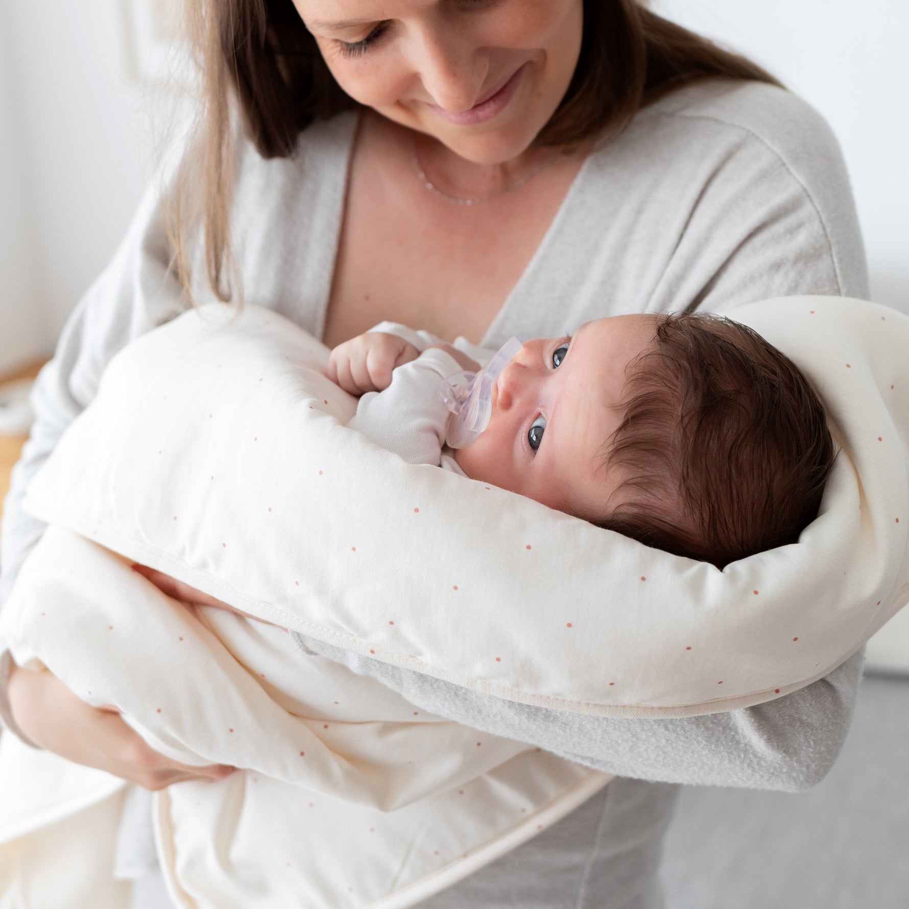 Couverture 75x100cm Small dot print ecru PADY JERSEY