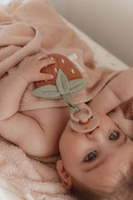 Schnullerhalter aus Musselin Erdbeere - Kuscheltier