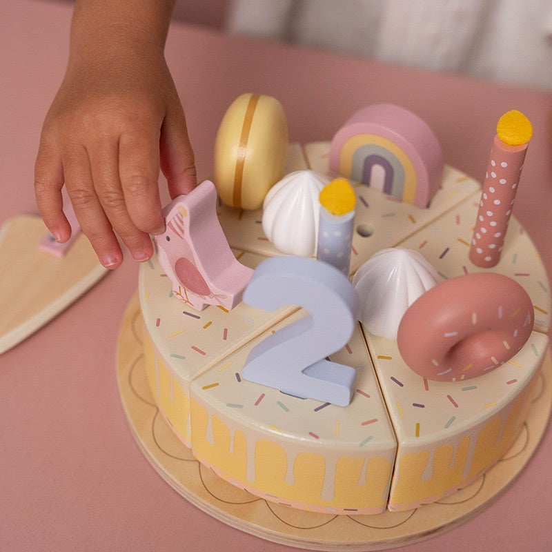 Gâteau d’anniversaire en bois Pink - 26 - parts Toys