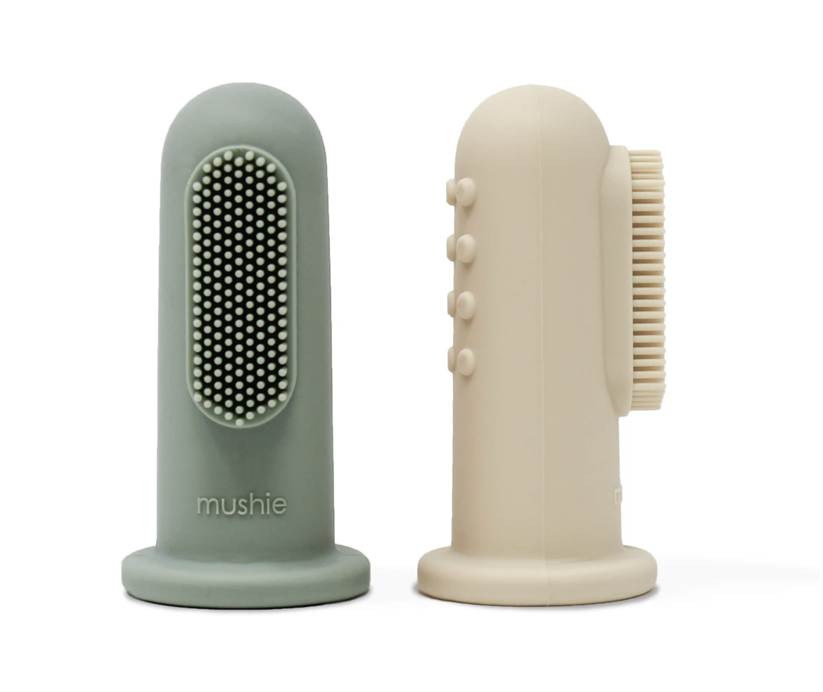 Lot de 2 brosses à dents à doigt (divers coloris) -