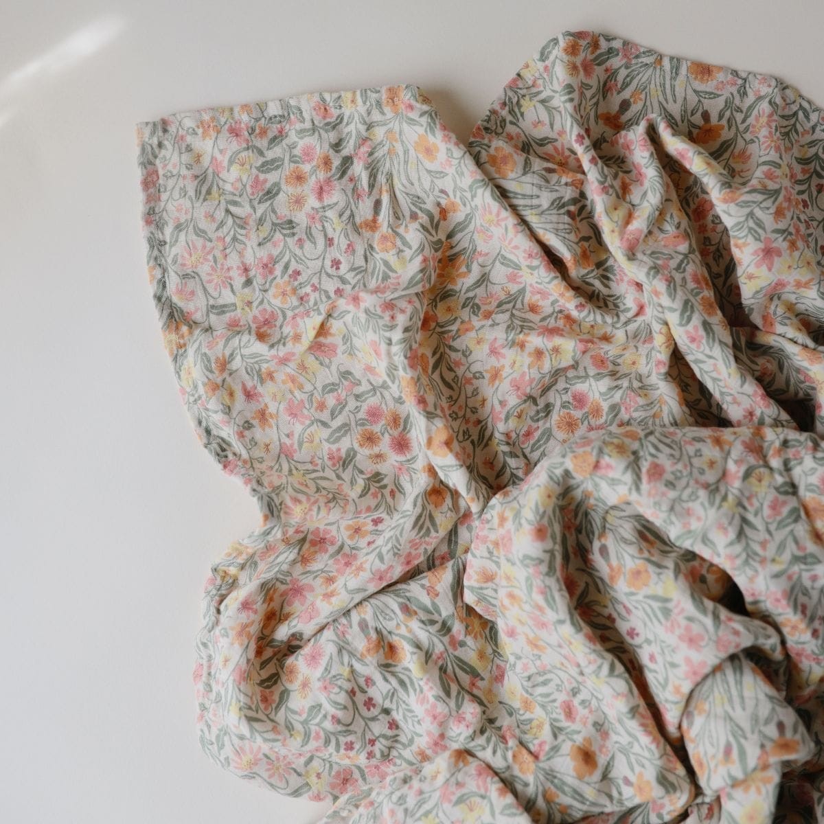 Langes tétra 120x120cm - Pastel Blooms liste 