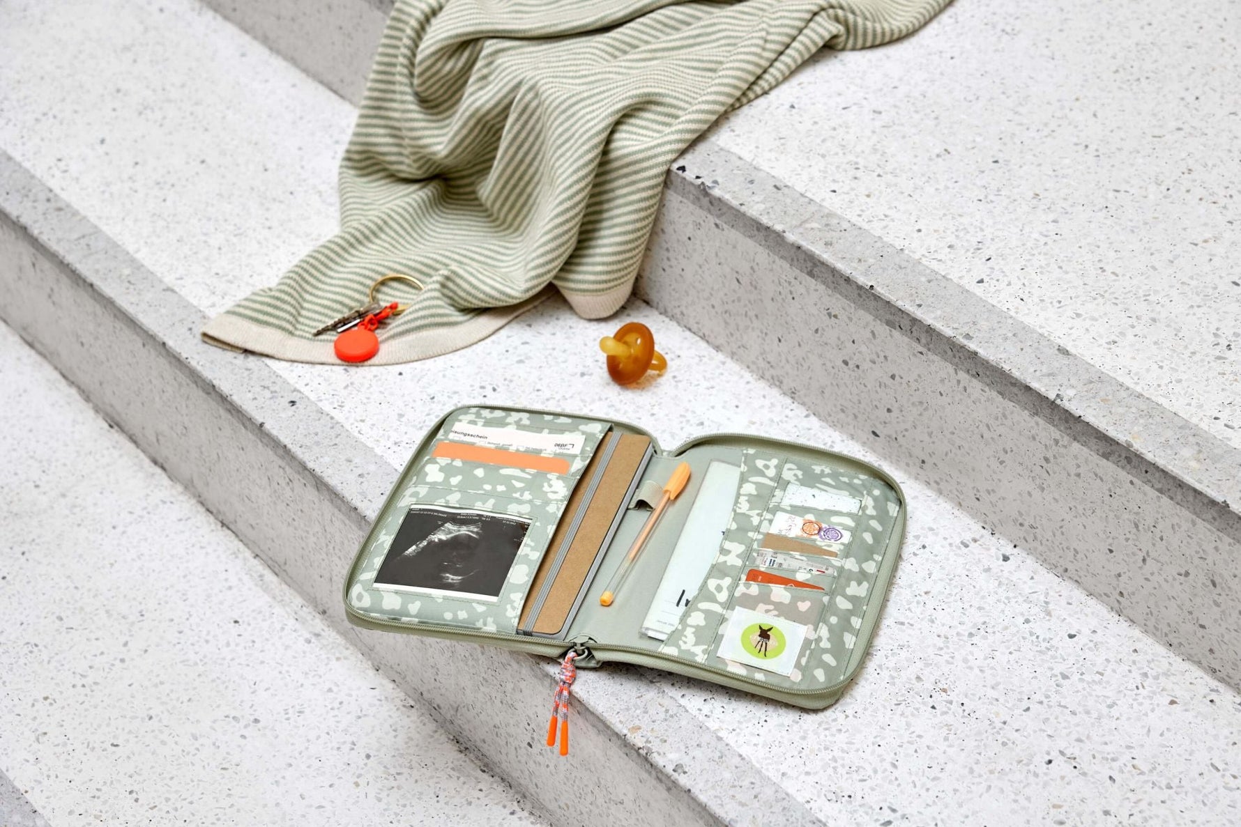 Pochette carnet de santé - Leo kaki clair - pochette