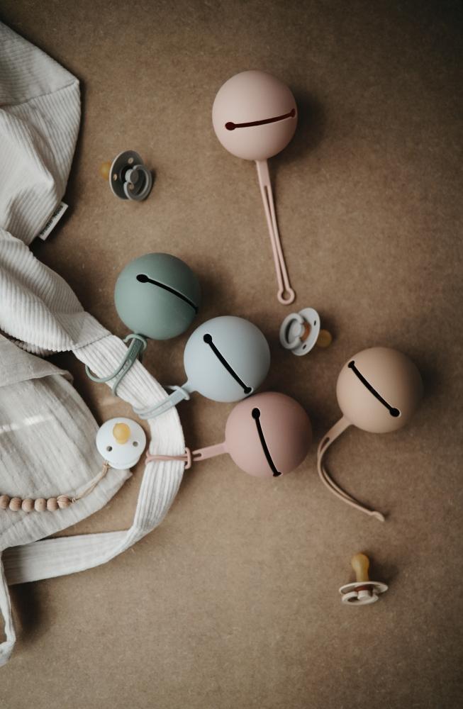 Schnullerhalter – cloudy mauve téta